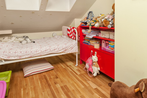 kreidezeit-naturfarben-Paint children's rooms naturally